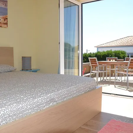 Alto Dos Seixos Tatil Evi